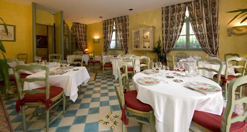 Hotel And Restaurant L Arena Fréjus Kültér fotó
